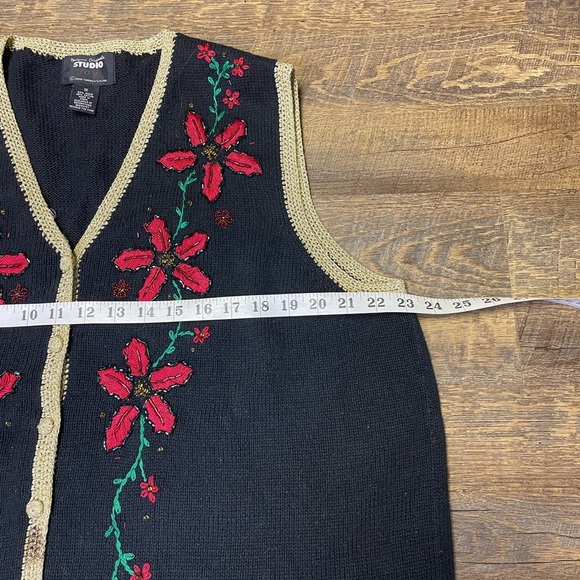 Designers Originals Studio Joy Size 1X Christmas Embroidered Sweater Vest Beads - Picture 4 of 10